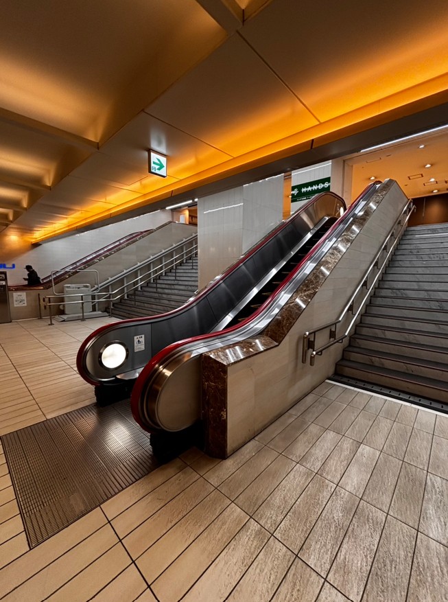 東急エスカレーター